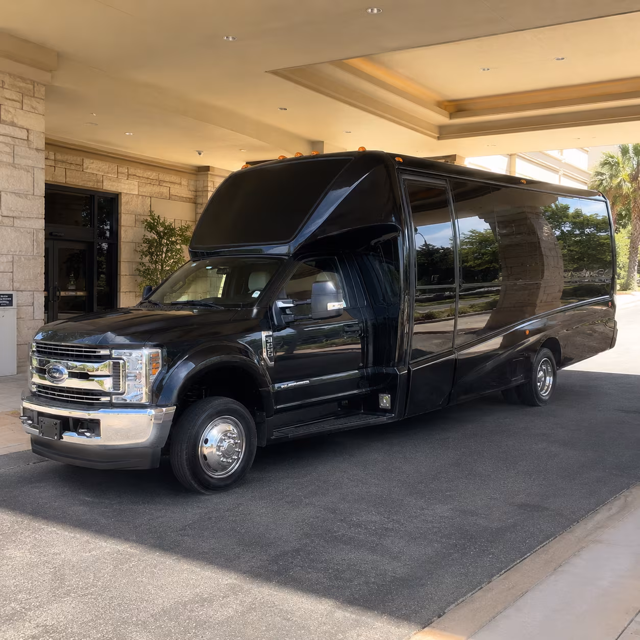 bachelor party bus rentals for oceanside golf and beach days