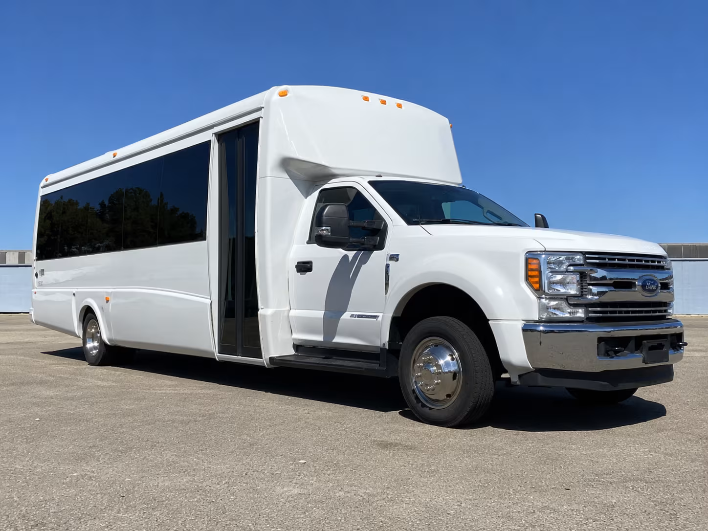 secure transportation for your next airport transfer 5